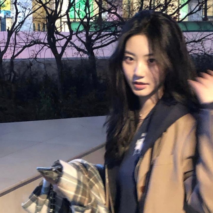 罗莎莉